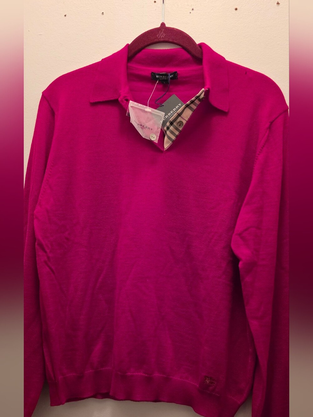 Burberry NWT Red Sweater 2 Buttons Iconic Plaid Detail
